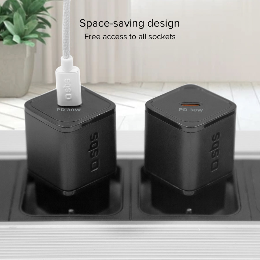 SBS - Cestovný adaptér Mini USB-C, GaN, 30 W, PD, čierna